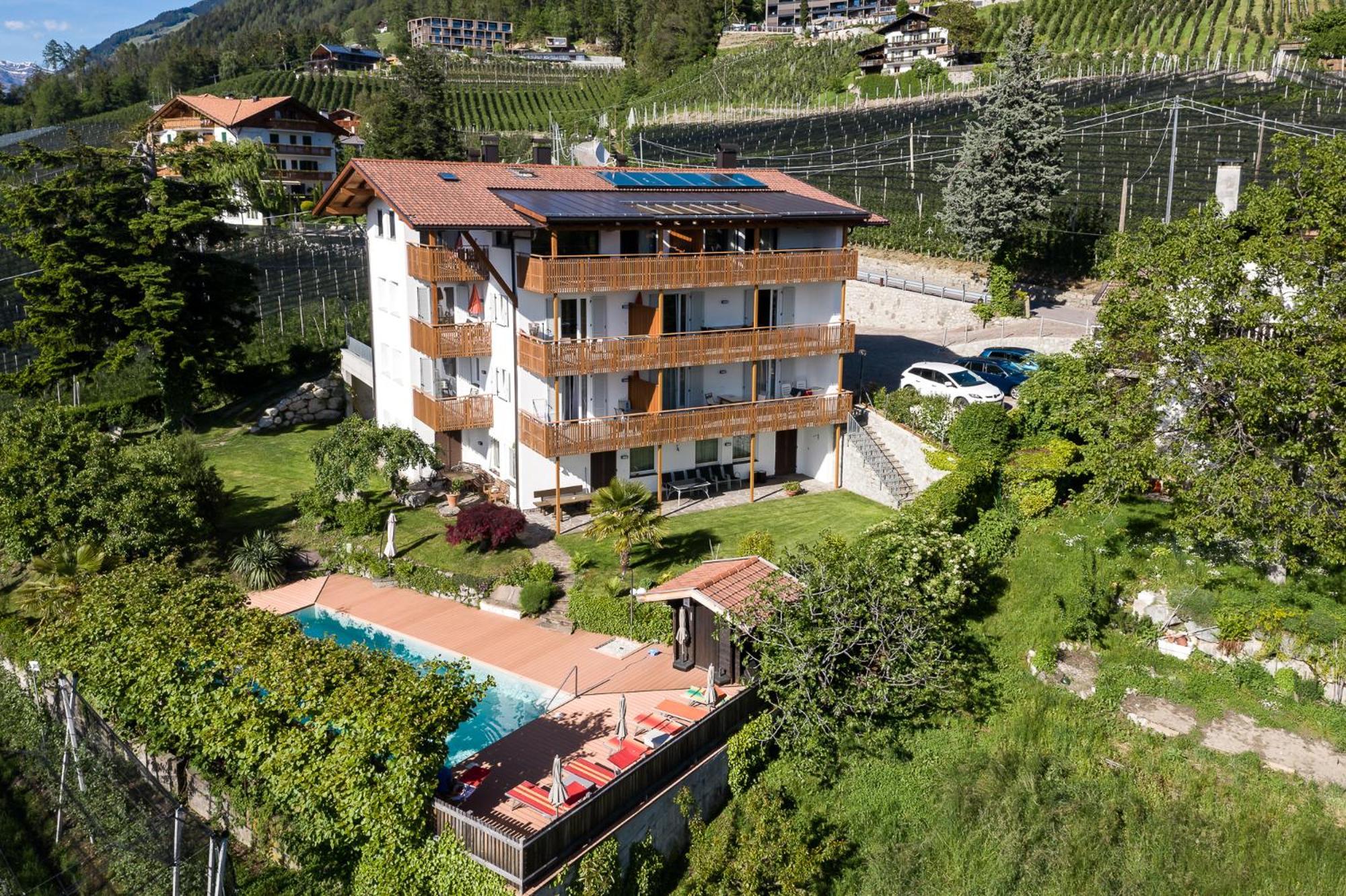Haus Artus Aparthotel Schenna Luaran gambar