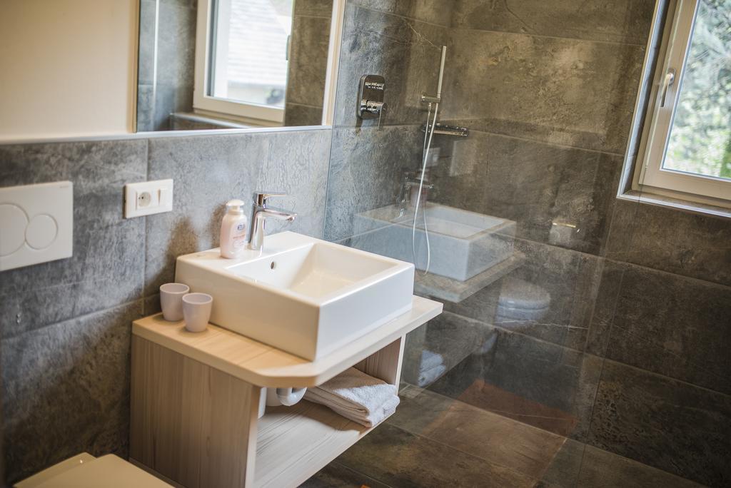 Haus Artus Aparthotel Schenna Luaran gambar