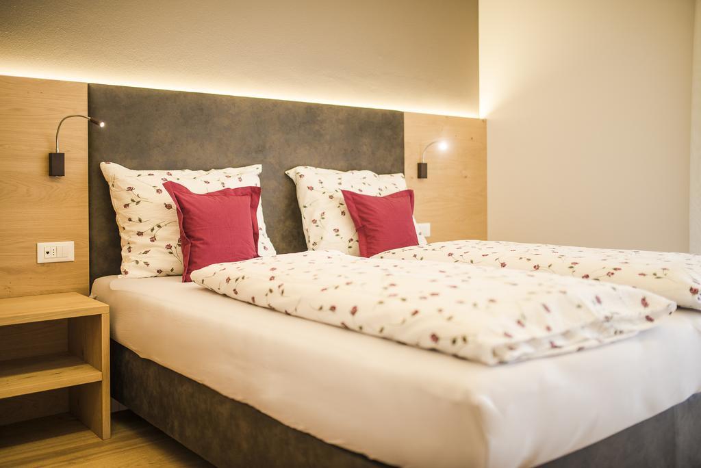Haus Artus Aparthotel Schenna Luaran gambar