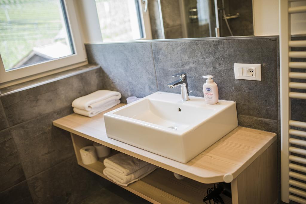 Haus Artus Aparthotel Schenna Luaran gambar