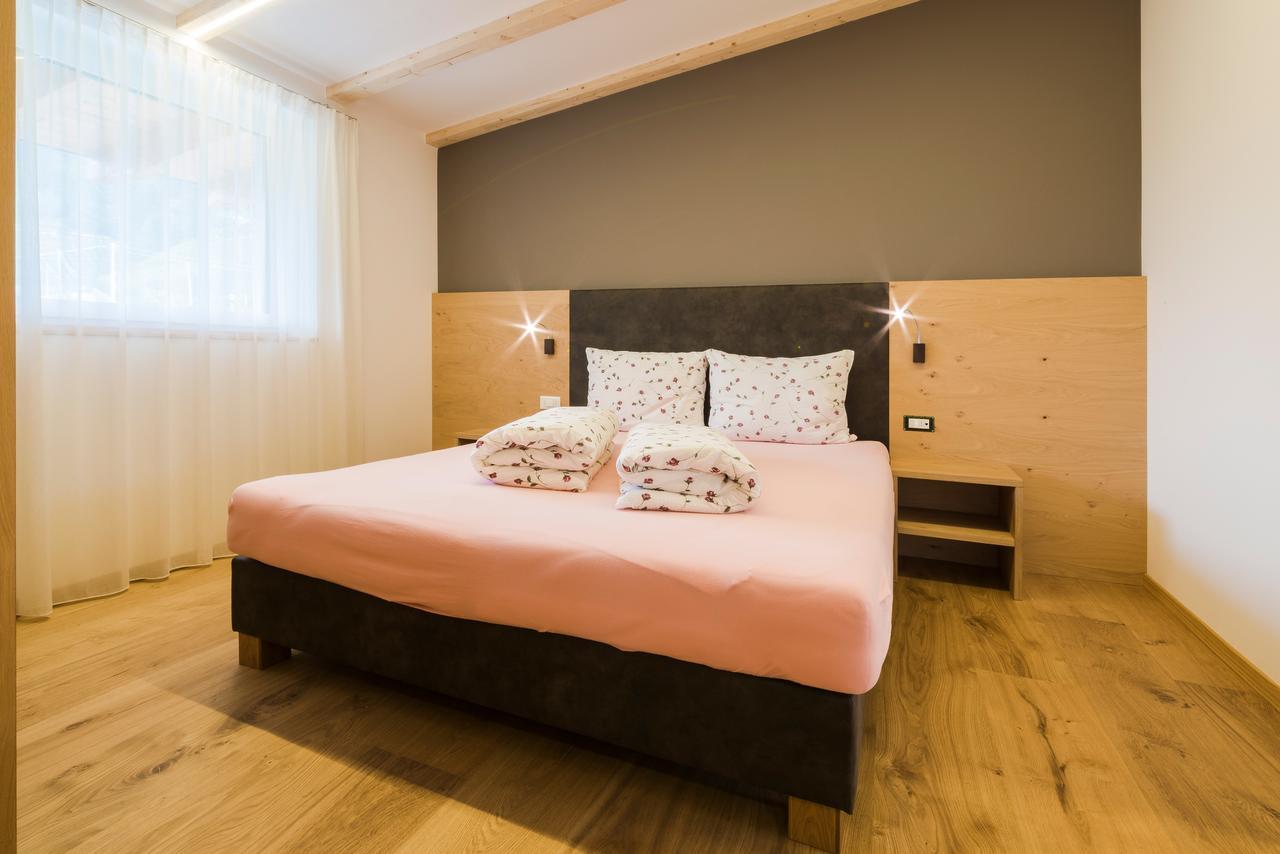 Haus Artus Aparthotel Schenna Luaran gambar